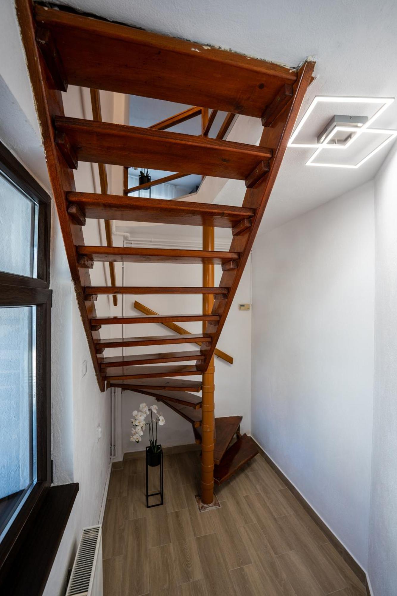 Central House By Amelie Sighisoara Luaran gambar